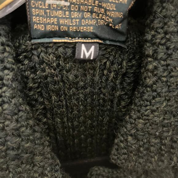 NWT Carraig Donn Irish Wool Knit Cardigan Sweater Green Medium - Picture 4 of 9